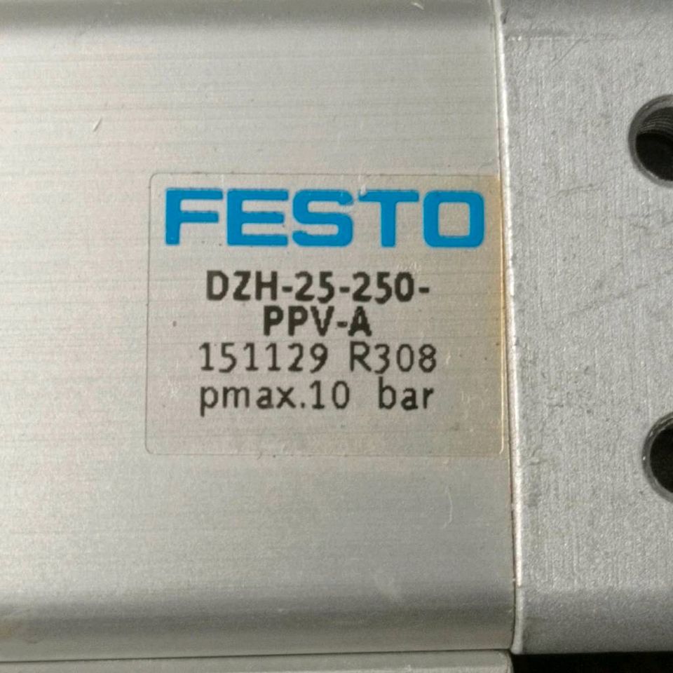 FESTO Pneumatikzylinder DZH-25-250-PPV-A Pneumatik Zylinder in Gernsheim 