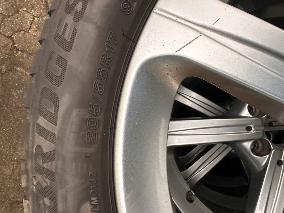 Hankook Mercedes reifen 205/55R17 in Alfter