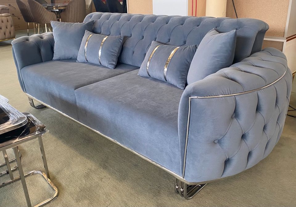 Chesterfield Sofa 3+3+1+1 in Darmstadt