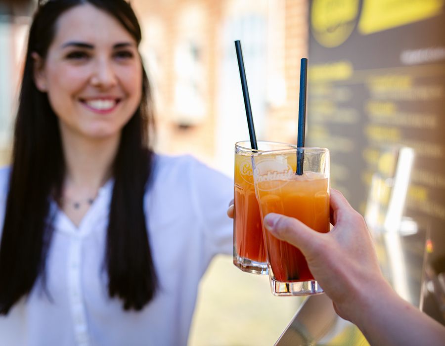 Die Cocktailbar für deine Hochzeit mit oder ohne Personal mieten! in Overath