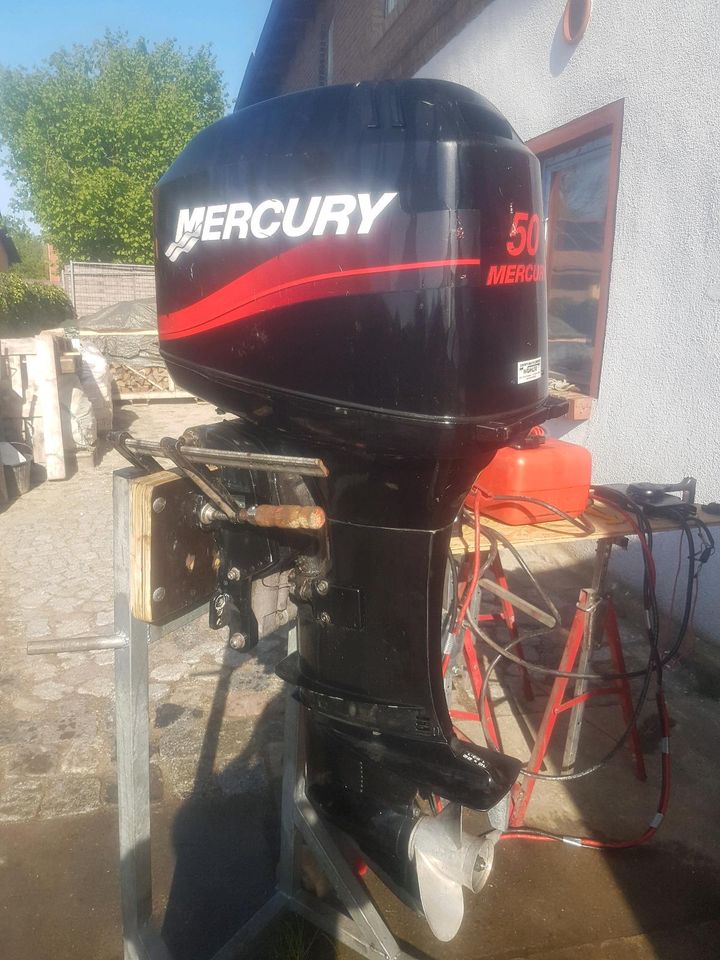 Bootsmotor Mercury in Wolgast