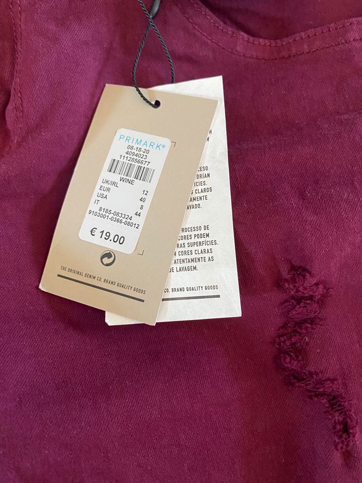 Neue Hose Gr. 40 M bordeaux rot Jeans in Hallstadt