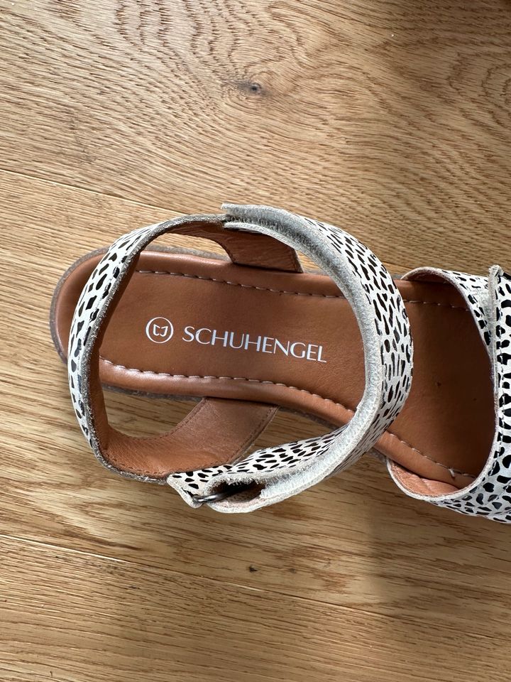 Schuhengel - Gr. 35 - Mädchen Sandalen - NP €85 in Reinbek