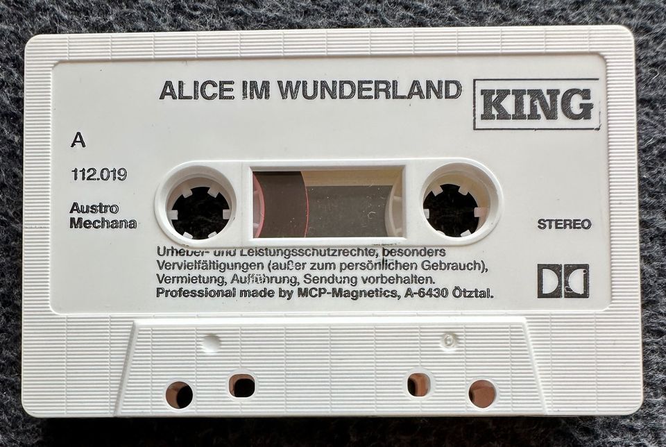 Kassette MC Hörspiel Alice im Wunderland in Großheubach