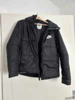 Nike Jacke Nordrhein-Westfalen - Enger Vorschau