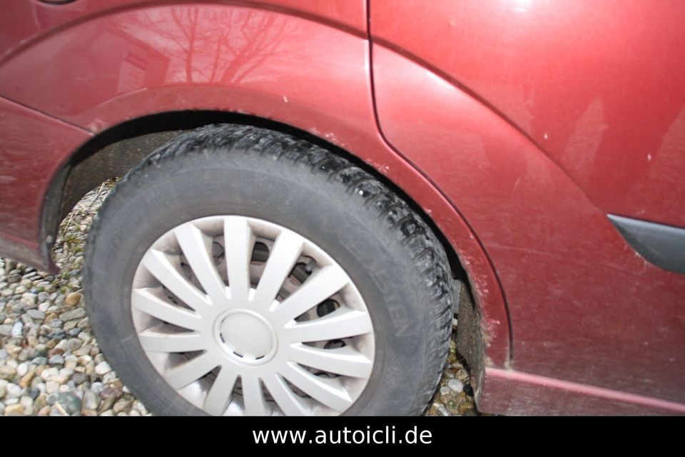 Ford Focus Turnier Finesse * Automatik * KLIMA * SHZ in Fahrenzhausen