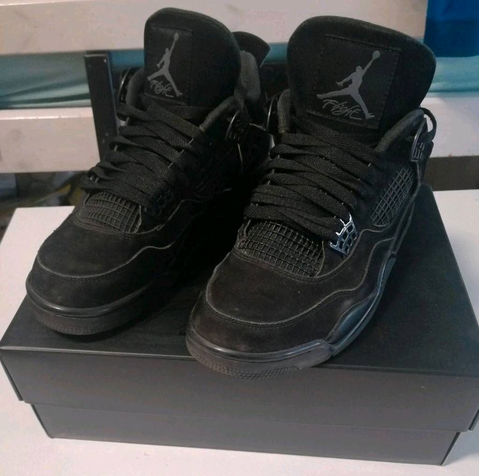 Jordan 4 black cat Größe 42 in Gladbeck