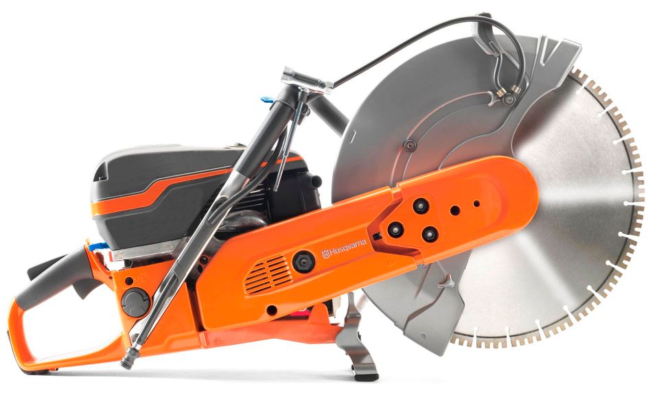 Husqvarna Trennschleifer K970 III neu mit Scheibe in Bischweier