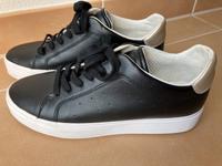 GEOX Respira w. NEU Sneaker schwarz weiß 39 Sportschuhe Turnschuh Bayern - Gilching Vorschau