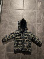 Hatley Winterjacke Daunenjacke wattiert Junge Bär 2Y 92 98 Rheinland-Pfalz - Melsbach Vorschau