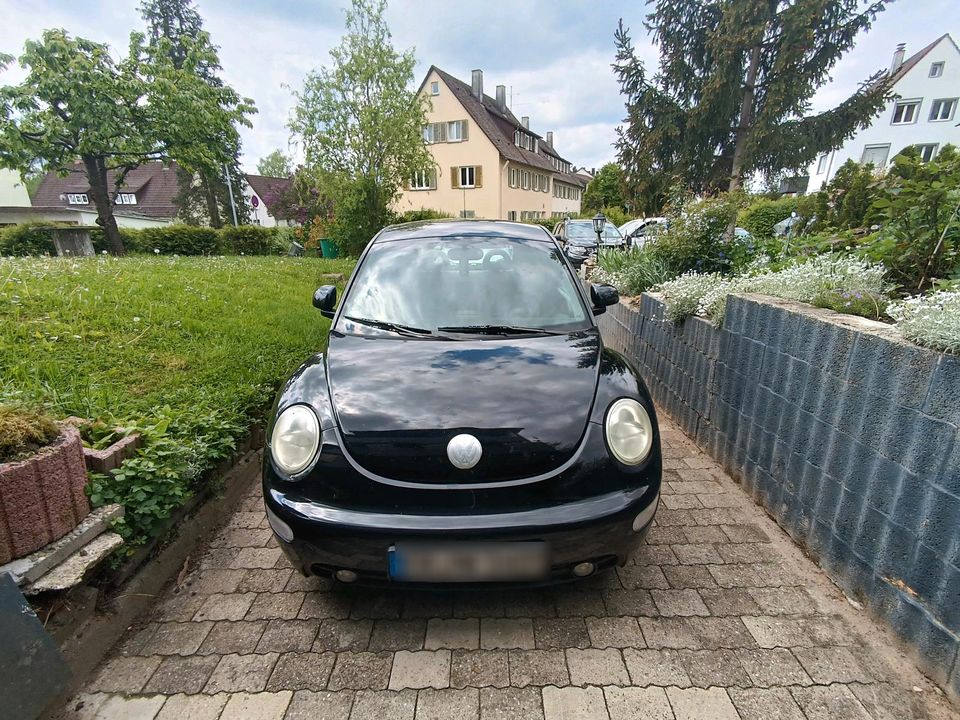 VW Beetle aus dem Jahr 2000 in Stuttgart