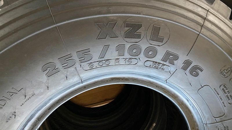 255/100R16_MICHELIN_XZL_NEUW_4x4_Iltis_IVECO_REIFEN in Elz