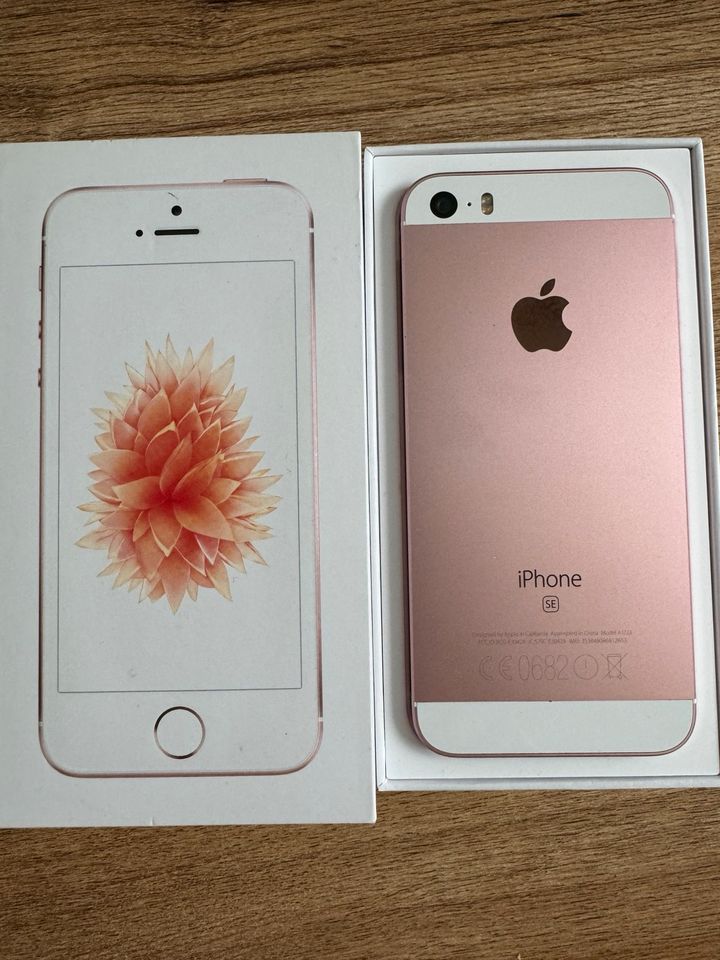 iPhone SE (2016), Rosé Gold, 64GB in Norderstedt