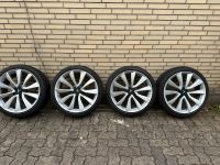 Tesla model 3 Winter Original BLE 235 35 r20 Pirelli Räder Eimsbüttel - Hamburg Schnelsen Vorschau