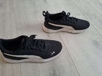 Laufschuhe Turnschuhe Sneaker Größe 41 Puma Nordrhein-Westfalen - Kevelaer Vorschau
