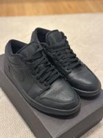 Air jordan 1 sneaker low . Schwarz / Black 40,5 Hamburg-Mitte - Hamburg Borgfelde Vorschau