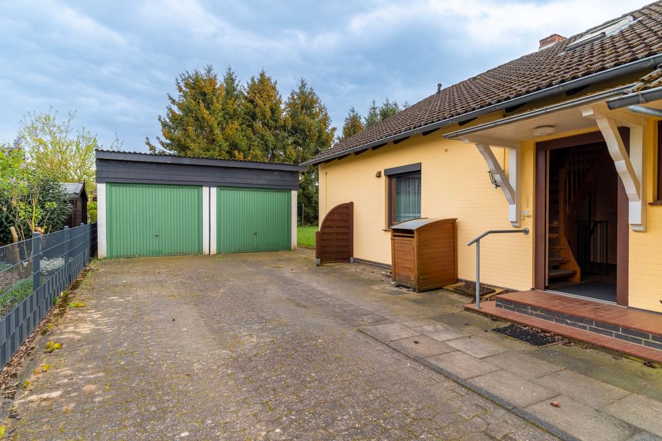 Bungalow mit Ausbaureserve auf großem Grundstück in Zeven