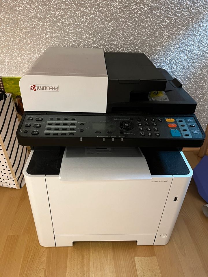 Kyocera Ecosys M5521cdn Farb-Laserdrucker & Scanner in Langen (Hessen)