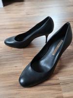 Buffalo pumps 41 schwarz pfennigabsatz Leder absatzschuhe Nordrhein-Westfalen - Velbert Vorschau