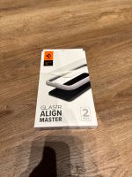 iPhone 12 Pro Max Spigen GLAStR Align Master panzer Glas Schutz Nordrhein-Westfalen - Rietberg Vorschau