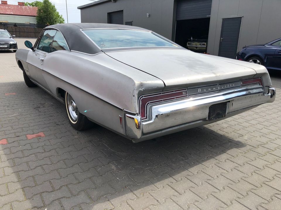 Pontiac Bonneville in Neuhofen