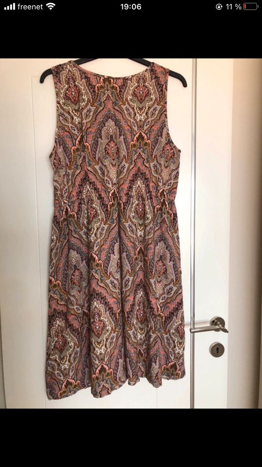 Kleid Midikleid Sommerkleid Paisley rosa beige Soyaconcept 42 NEU in Hannover