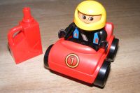 LEGO duplo rotes Rennauto mit Fahrer München - Schwabing-West Vorschau