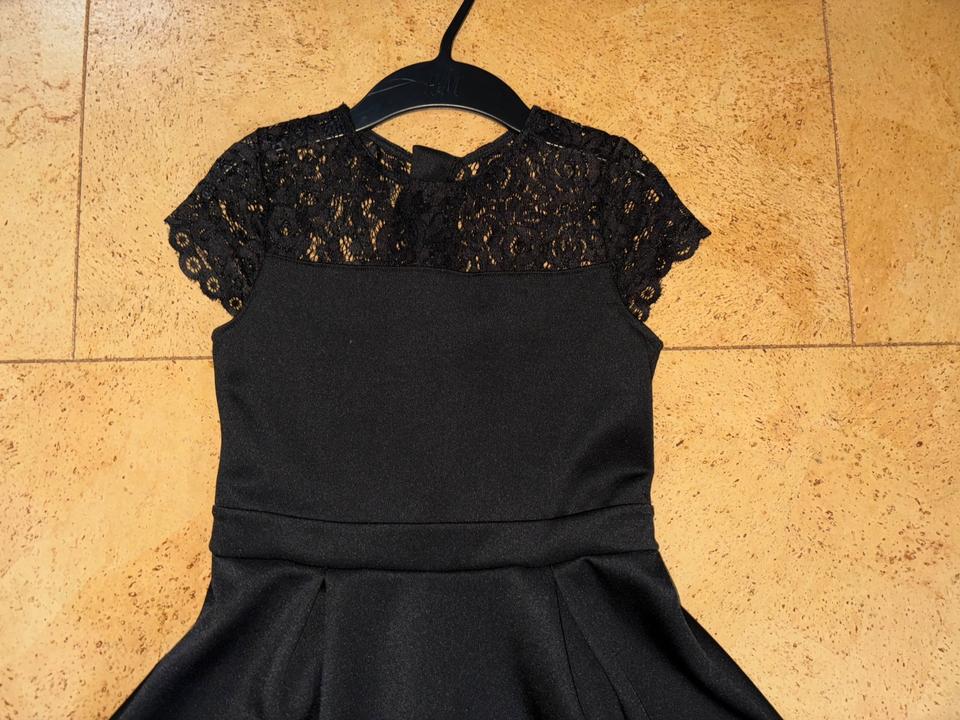 LIPSY Kleid Gr. 146 schwarz Scuba Spitze Partykleid w. neu NEXT in Hennigsdorf
