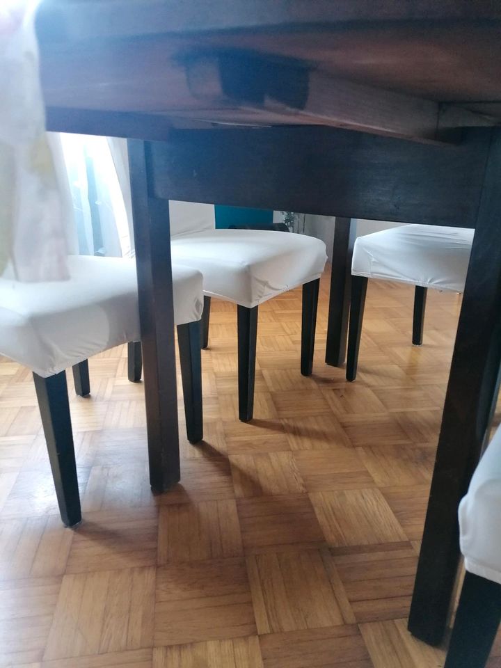 Esszimmer Tisch (ohne Deko) in Eschwege