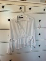 Zara, Bluse, langärmelig, eierschalenfarben, Gr. S Niedersachsen - Oldenburg Vorschau