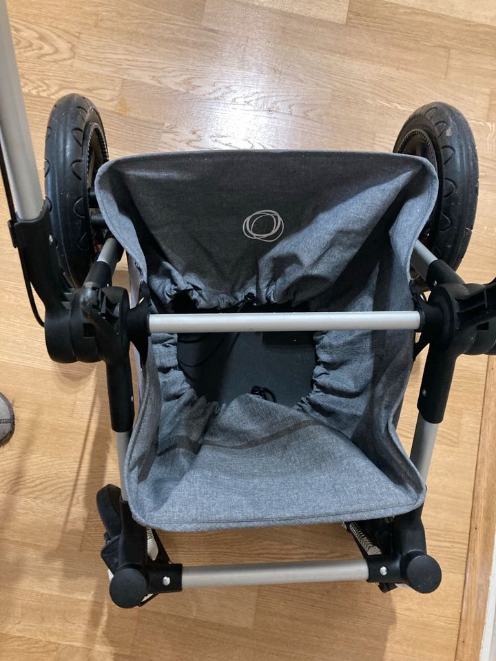 Original Bugaboo Cameleon 3 Plus Kinderwagen, grey melange in München