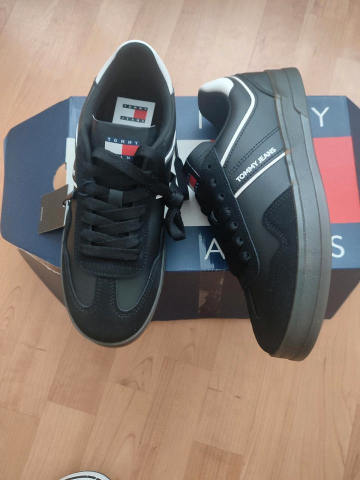 Tommy Hilfiger, Tommy Jeans Damen Sneaker, Neu mit Etikett in Aachen