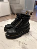 Dr. Martens Boots mit Reißverschluss Leder Nordrhein-Westfalen - Paderborn Vorschau