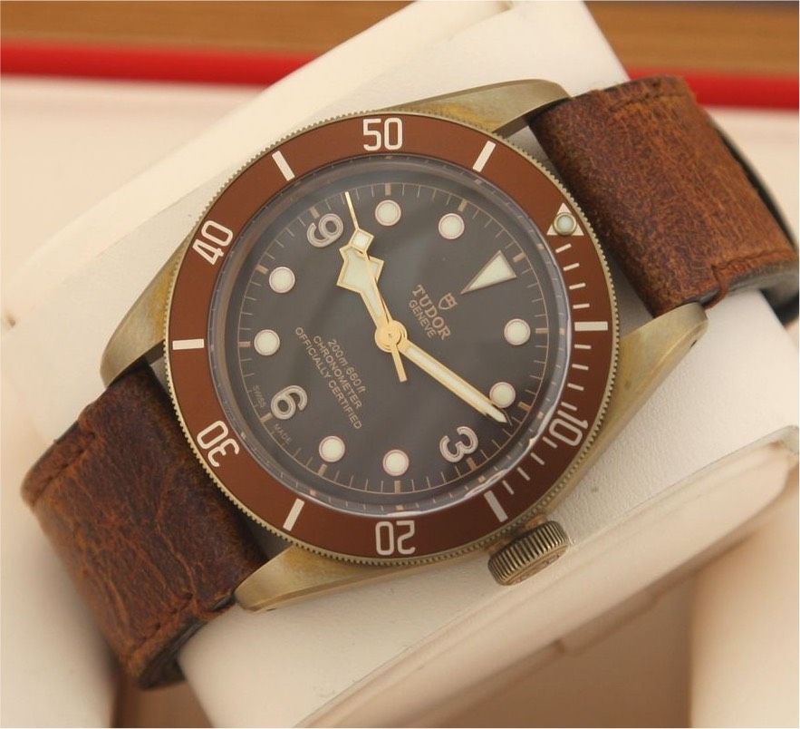 Tudor Black Bay Bronze 79250BM Automatik Full Set aus 2018 in Rheine