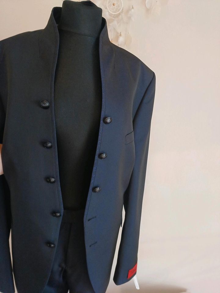 Anzug, Hochzeitsanzug, NEU, Gr. 58, blau, Marke Tziacco Wilvorst in Biebesheim