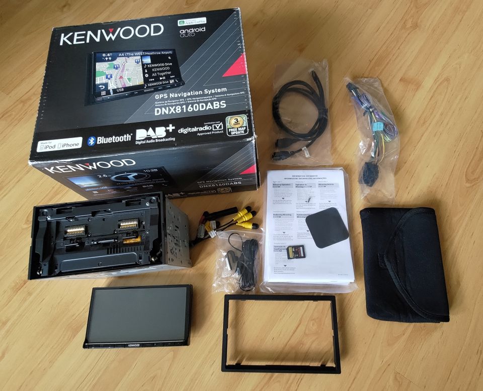 Kenwood DNX-8160DABS, Navi-DVD-Radio, 2-DIN in Düsseldorf