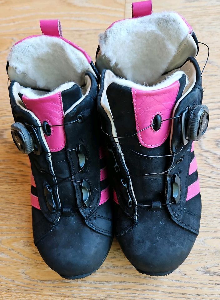 Orthesenschuhe Sneaker 33 schwarz pink Leder, top in Syke