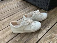 Kennel & Schmenger Sneaker mit Perlen und Satin Gr. 37 Kr. Dachau - Dachau Vorschau