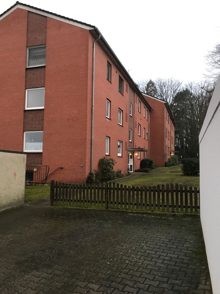 PROVISIONSFREI 4 Zimmer Wohnung ca. 89 qm im 2.OG mit Garage in Dahlenburg