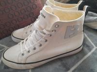 Boss Black sneaker , chucks wenig getragen , Hugo Leipzig - Möckern Vorschau