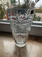 Vase Bleikristall Höhe 22 cm mundgeblasen handgeschliffen Hessen - Oberursel (Taunus) Vorschau