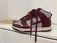 Nike Dunk High Burgundy Gr. 42 Bayern - Untermeitingen Vorschau