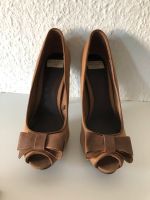 Dunkelbeige Pull & Bear Peeptoes mit Schleife, Gr 39 Hessen - Eschborn Vorschau