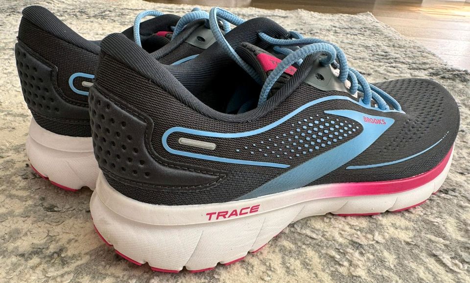 Brooks Trace 2 Damen EU 44 in Ottobrunn