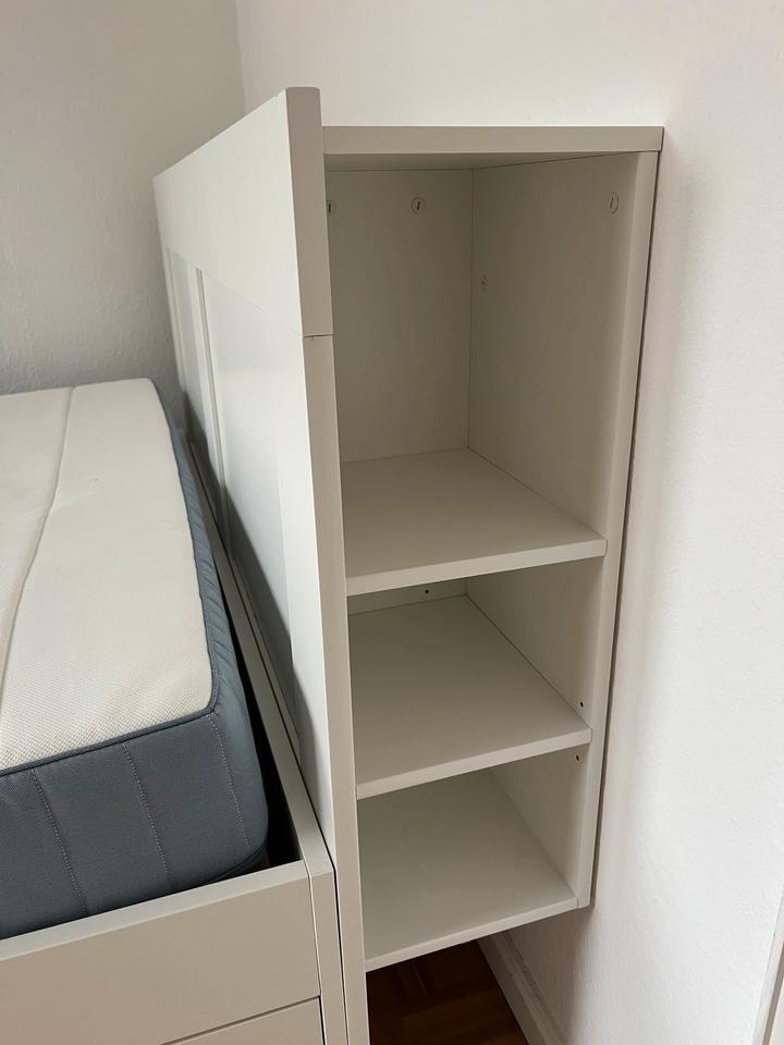 IKEA Brimnes Bettgestell mit Kopfteil, Schubladen und Matratze in Syke