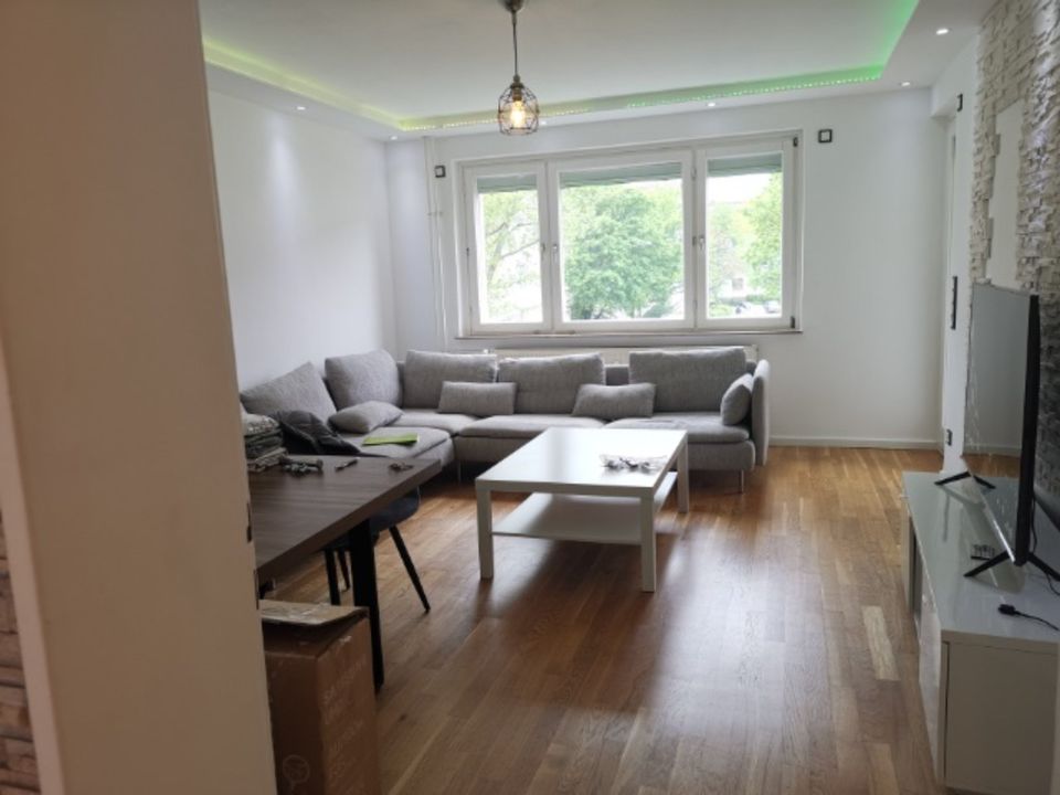 3 ZIMMERWOHNUNG KOMPLETT HOCHWERTIG MÖBILIERT BALKON EBK WANNENBAD NIED HEUSINGERSTR AM HAUS ARZT KINDERGARTEN BÄCKER BANK  NAHE LIDL BUS 59 in Frankfurt am Main