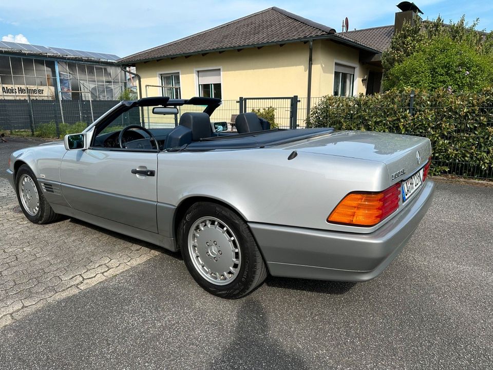 Mercedes-Benz 500 SL Erstlack, Scheckheft, H-Kennzeichen, top in Pfeffenhausen