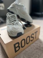 Adidas Yeezy Boost 700 Salt - NEU Wandsbek - Hamburg Wellingsbüttel Vorschau