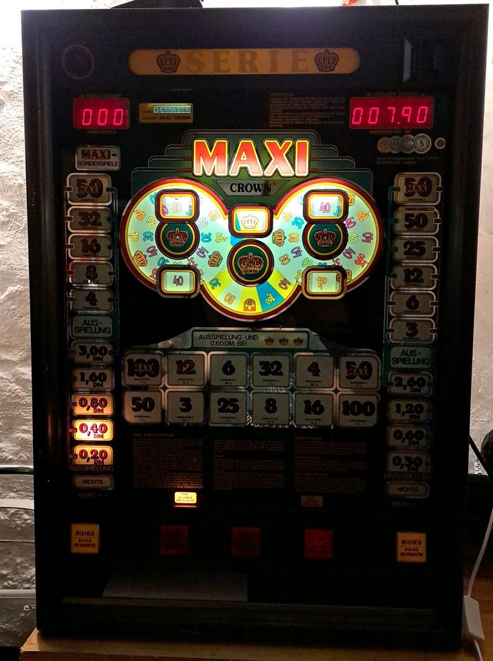 Verkaufe Spielautomat Crown Maxi in Strausberg