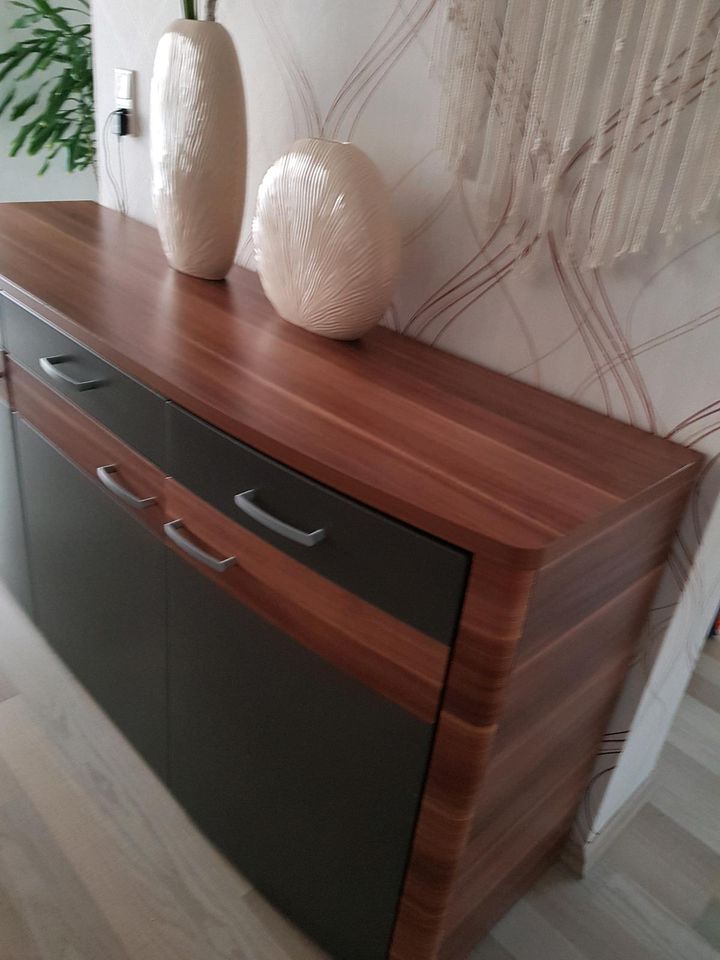 Sideboard Hochwertig. in Schotten